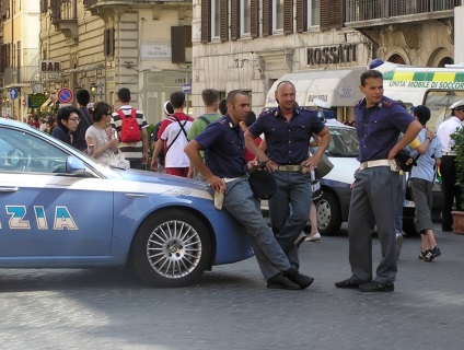 În spatele roții din Italia