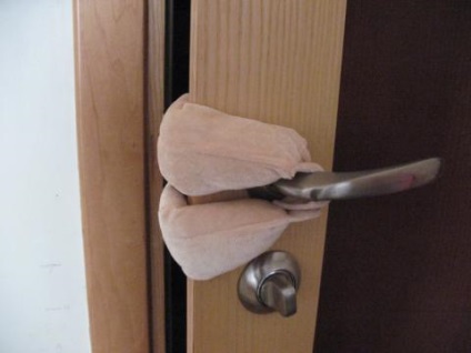 Protejați-vă ușa cu propriile mâini