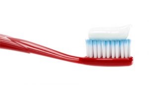 Pastă de dinți de albire, plus beneficii, recenzii