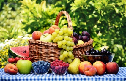 25 Fapte puțin cunoscute despre fructele din întreaga lume