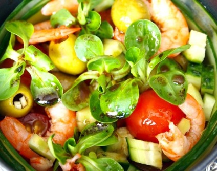 Saláta garnéla recept egy fotó