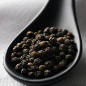 Ardeiul negru - proprietăți magice și vindecătoare de condimente - toate materialele - • zonatigra •