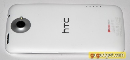 Patru revizuiri de bază de HTC Android-smartphone un x