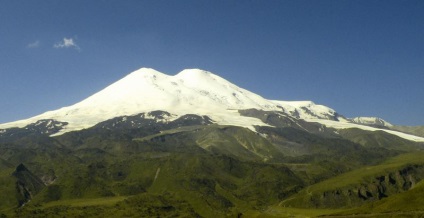 Elbrus - decorarea Caucazului și a celui mai înalt munte al Rusiei