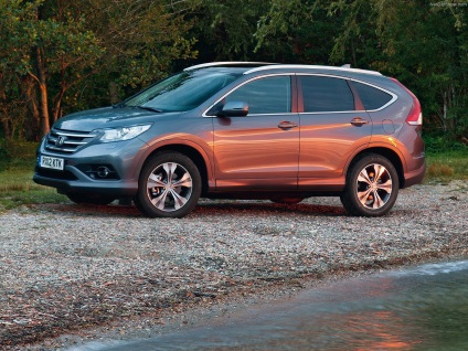 Honda cr-v 4 - crossover confortabil, de familie - în lumea drumurilor