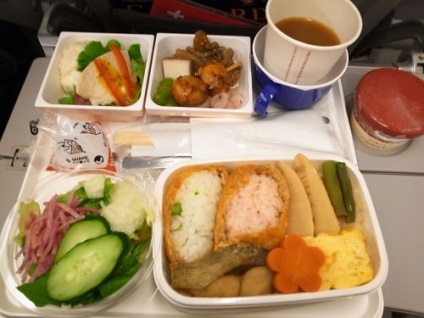 Cum să alimentați pasagerii din companiile aeriene din lume (30 fotografii)