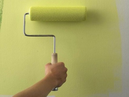 Cum să pictezi pereții și tavanul cu vopsea pe bază de apă