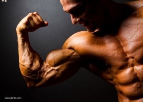 Cum să pompezi tricepsul acasă