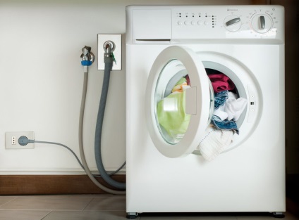 Cum se conectează o mașină de spălat