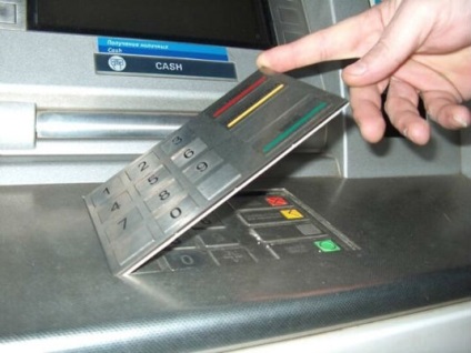 Hogyan védheti meg a bankkártyát a csalóktól