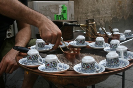 Cum să preparați cafea într-un turc pe nisip la domiciliu 30 mai 2017