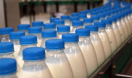 Joghurt és baktériumok összetétele, a tartalom élő mikroorganizmusokat erjedésnek házi