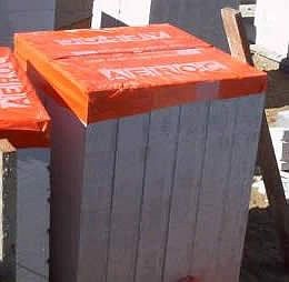 Montarea pereților de beton