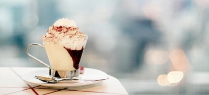 Cafea cu înghețată - rețete pentru glas rece și cald, cu fructe și înghețată de ciocolată