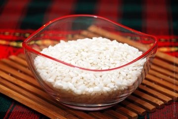 Creveți cu orez, risotto cu creveți decojiți