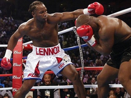 Lewis Lennox este un boxer faimos