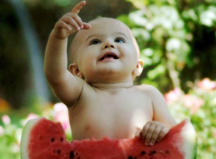 Lehet egy szoptató anya, hogyan kell enni görögdinnye bogyó nő a szoptatás ideje alatt