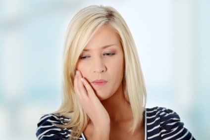 Remedii populare pentru o durere de dinți puternică