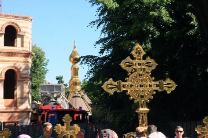 La biserica din Vinnytsia au fost făcute o cupolă și cruci, făcute pe viața ortodoxă