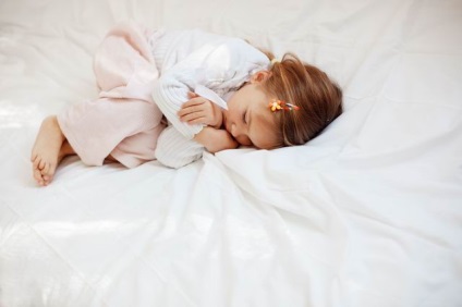 Nocturnă și somnambulism la copii