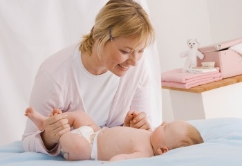 Babysitting pentru copii cum să aleagă cele mai bune pentru un nou-născut