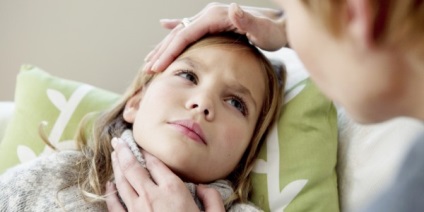 Umflarea gâtului la copil cauzează, simptome, prim ajutor, tratament, prevenire