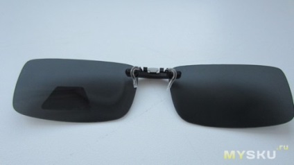 Duză polarizantă pentru ochelari (klipon) (duză) Duză de polarizare pentru ochelari (клипо)
