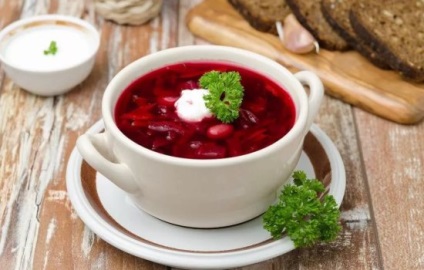 O rețetă pas cu pas pentru borsch cu pui, secrete ale selecției ingredientelor și