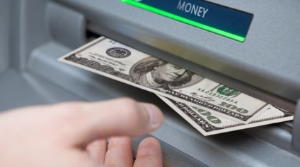 ATM acceptă o factură contrafăcută