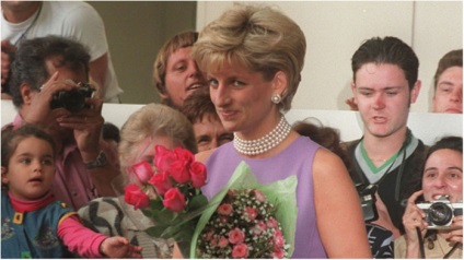 Diana hercegnő tudott árulása Károly herceg és Camilla Parker Bowles