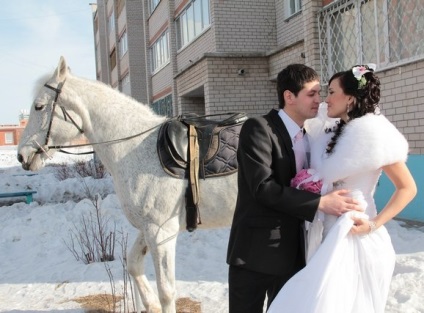 Prințul pe un cal alb a venit să cumpere o mireasă! Nunta de nunta - nunta luminoasa