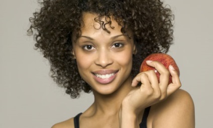 Ételek, amelyek segítenek harcolni a hajhullás