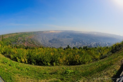 Calea de metal ca aranjament gok - sursa de buna dispozitie