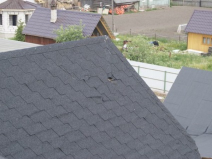 Repararea acoperișului unei case particulare