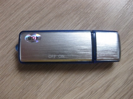 Spyware Recorder sub formă de unități flash USB