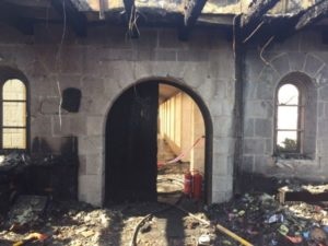 Biserica viselor arde într-un foc într-un vis pentru a vedea ce visează