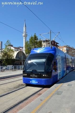 Antalya de transport - tramvai modern antrai, de călătorie cu izvor de izvor