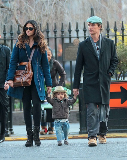 Un roman romantic de Matthew McConaughey și Camilla alves, salut! Rusia