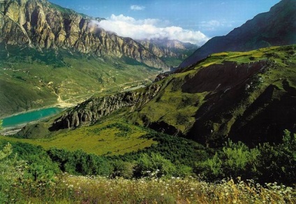 5 Gorge Észak-Oszétiában - 5 képek a Nagy-Kaukázus