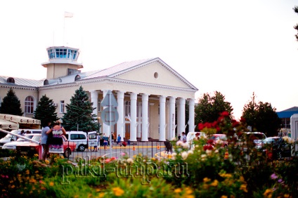 Aeroportul Simferopol - cum ajungeți aici