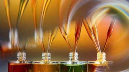 Aromaterapie și uleiuri esențiale
