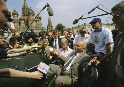 Biografia știrilor lui Yuri Luzhkov