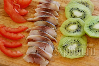 Sandvișuri cu kiwi și hering o rețetă care te va surprinde!