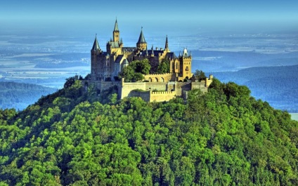 Ce este renumit pentru castelul din Hohenzollern (Germania)