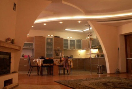Proiectarea și decorarea unei case private de apartamente sau a unui apartament cu pereți interiori, video și fotografii