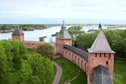 Atracții ale marii Kremlin din Novgorod