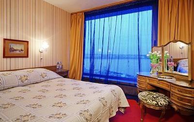 Hotel St. Petersburg 1