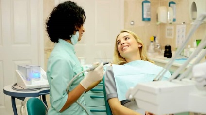 A fogászati ​​implantátumok nélkül íny bemetszés egy nap