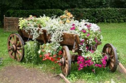 Cum de a decora o grădină de flori sau o grădină de flori în fața casei la ideile frumoase de fotografie cabana - afaceri ușoară