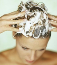Cum să vă mențineți un perm - protejați-vă părul